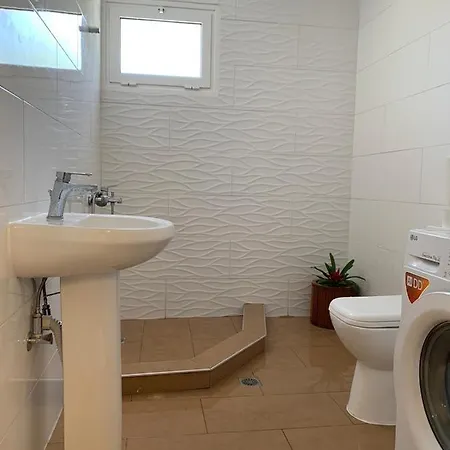Agraria 1 Bedroom Basement Apartment Tsilivi (Zakynthos)