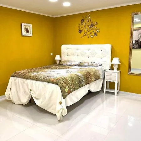 Agraria 1 Bedroom Basement *